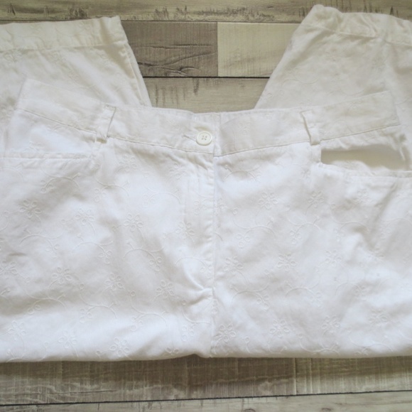 White Stag Pants - White Stag White Capri Pants, Size 18